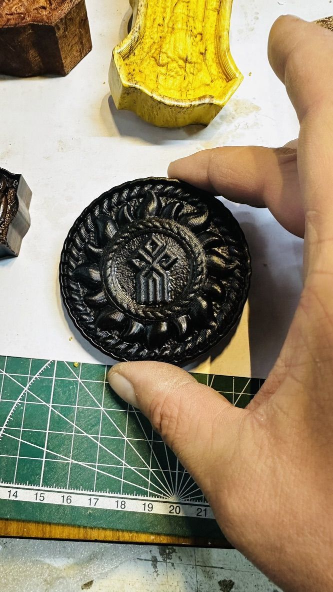 Чур — старославянский символ защиты из Дальбергии