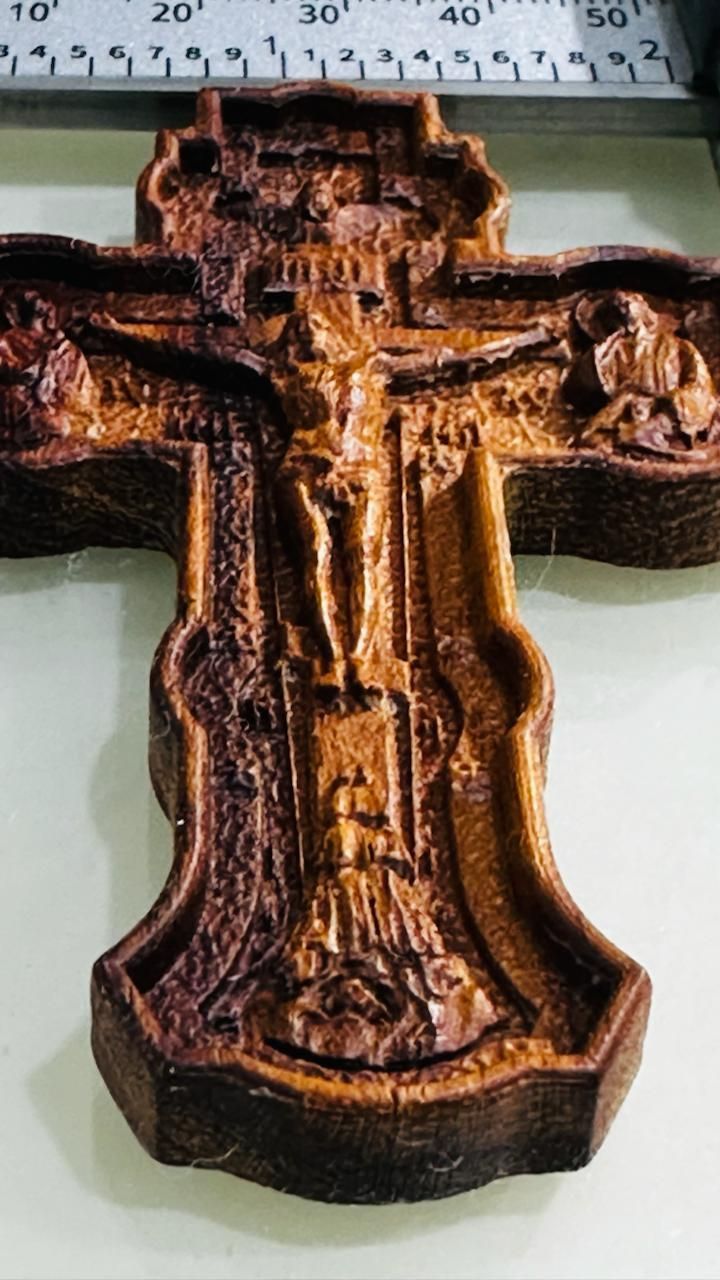 Крест православный из Железного дерева с бортом