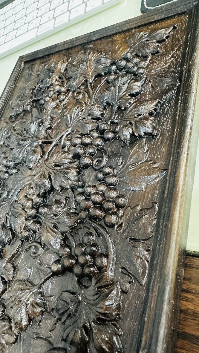 Панно "Виноградная лоза"