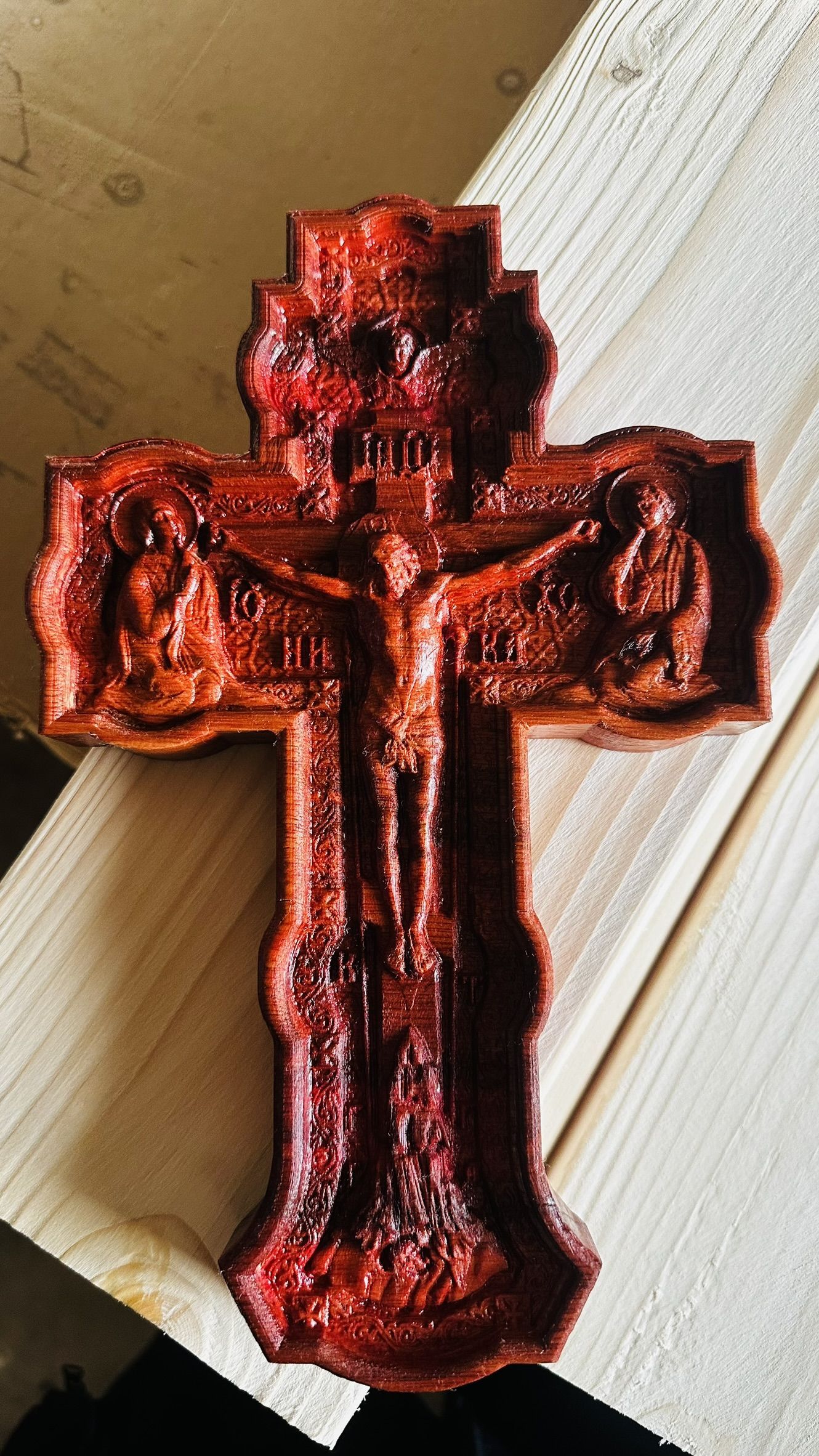 Крест православный из Ярры с бортом