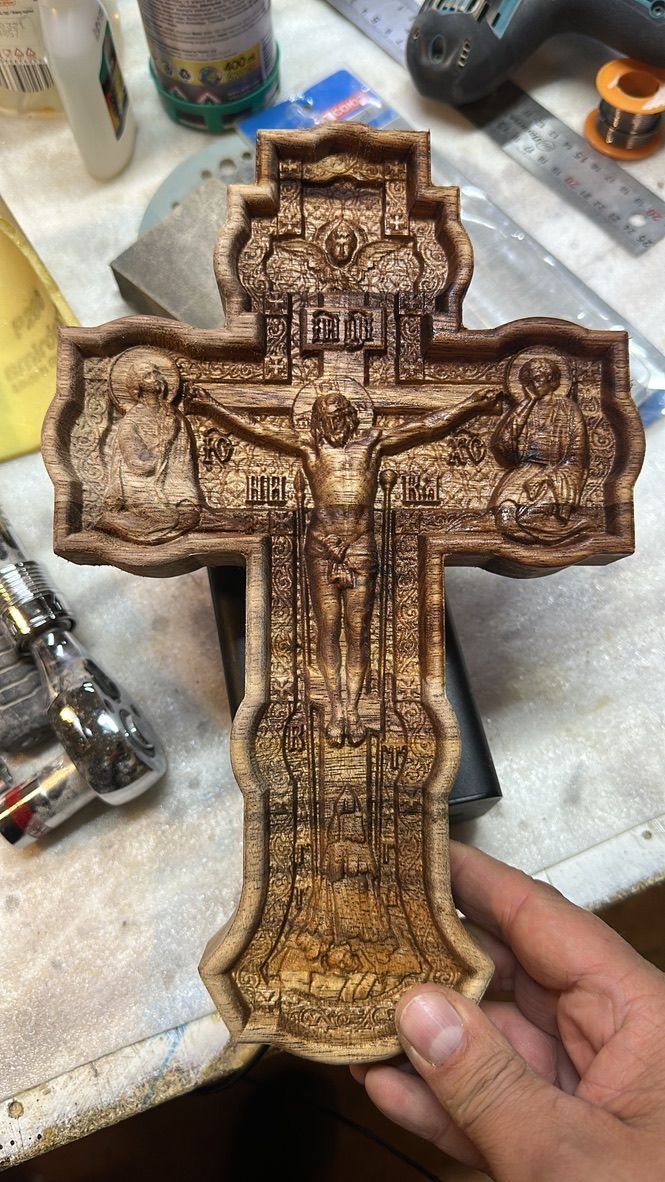 Крест православный из Индийского Лавра с бортом