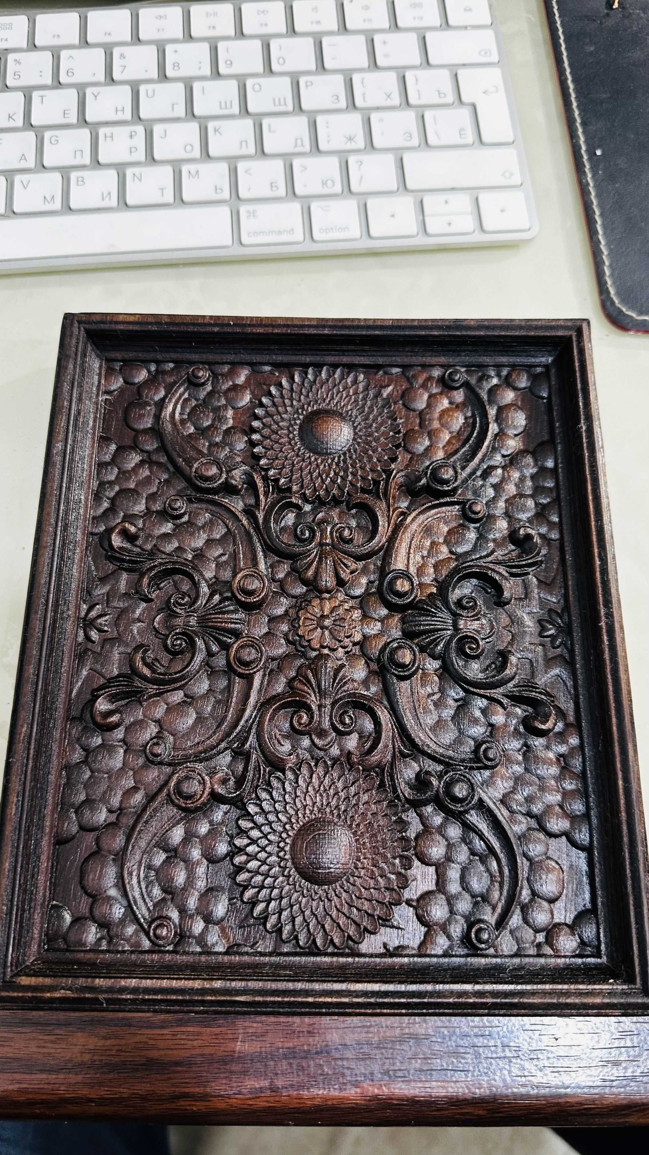 Панно "Скарабей"