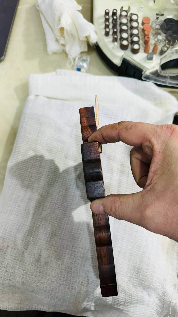 Крест православный из Дальбергии с бортом