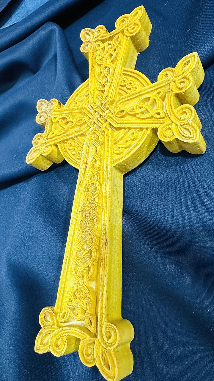 Крест «Хачкар» из Маклюры